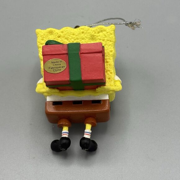 2014 SpongeBob Squarepants Christmas Ornament Viacom Holding Gift Behind Back - Picture 8 of 9